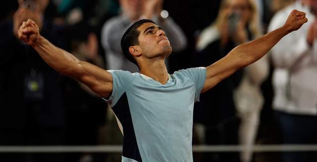 长杆击球的 长杆击球的