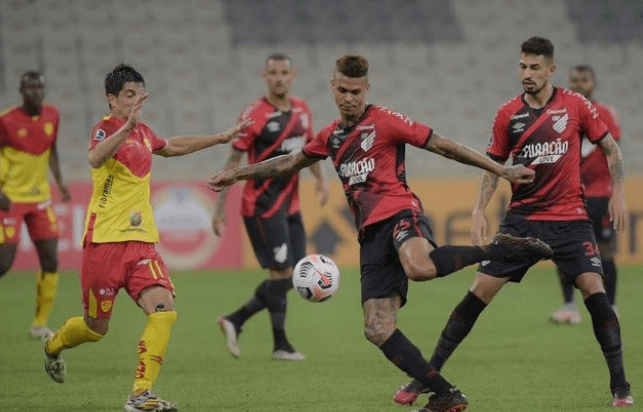 在进攻中的 在进攻中的