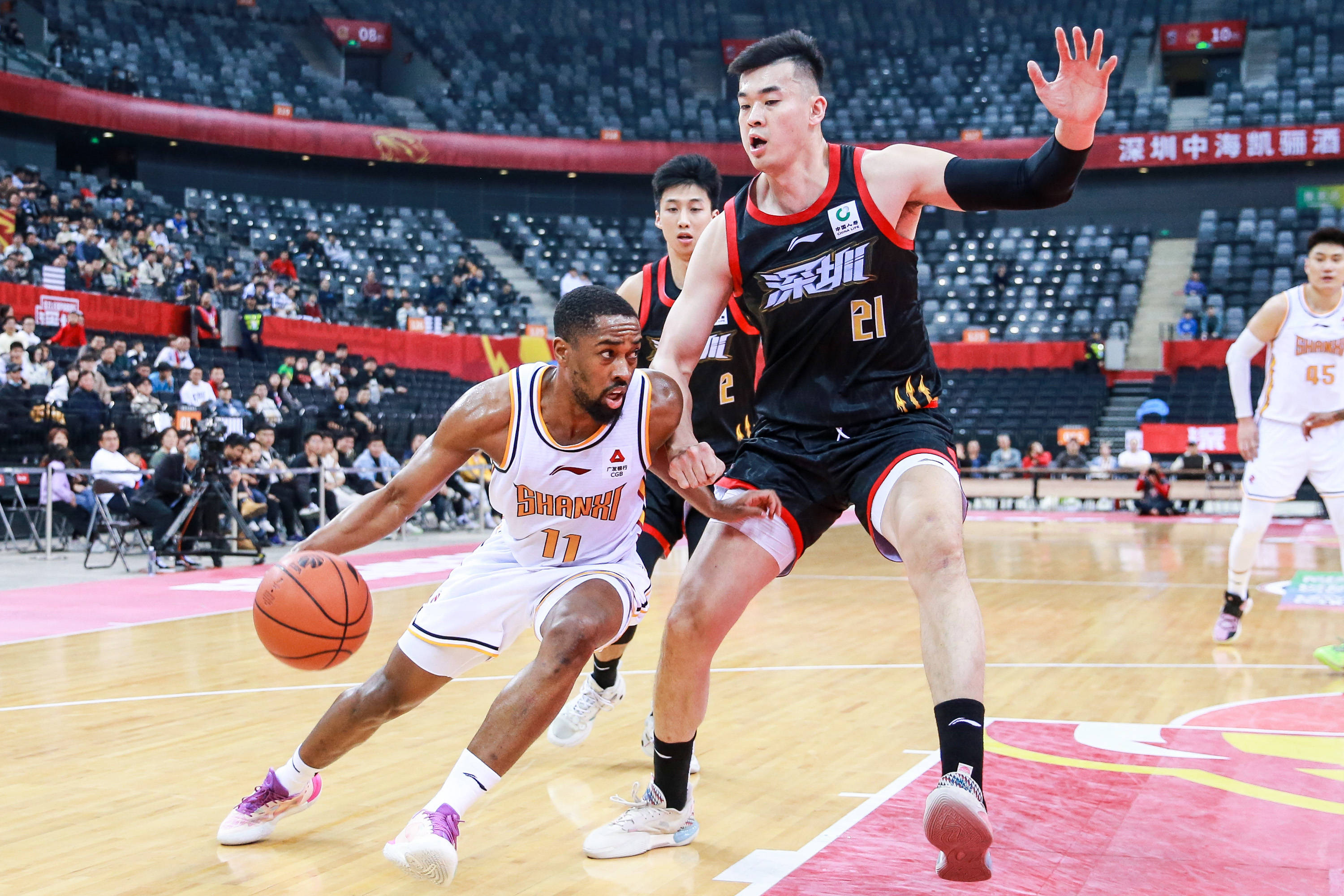 于提升主场 于提升主场