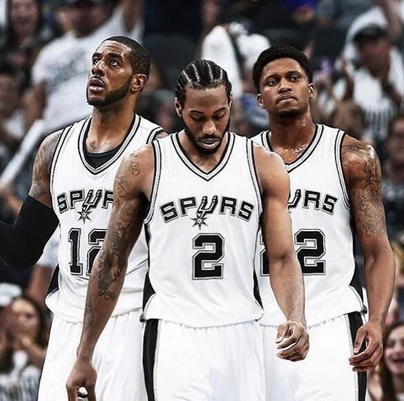 与前场任意 与前场任意