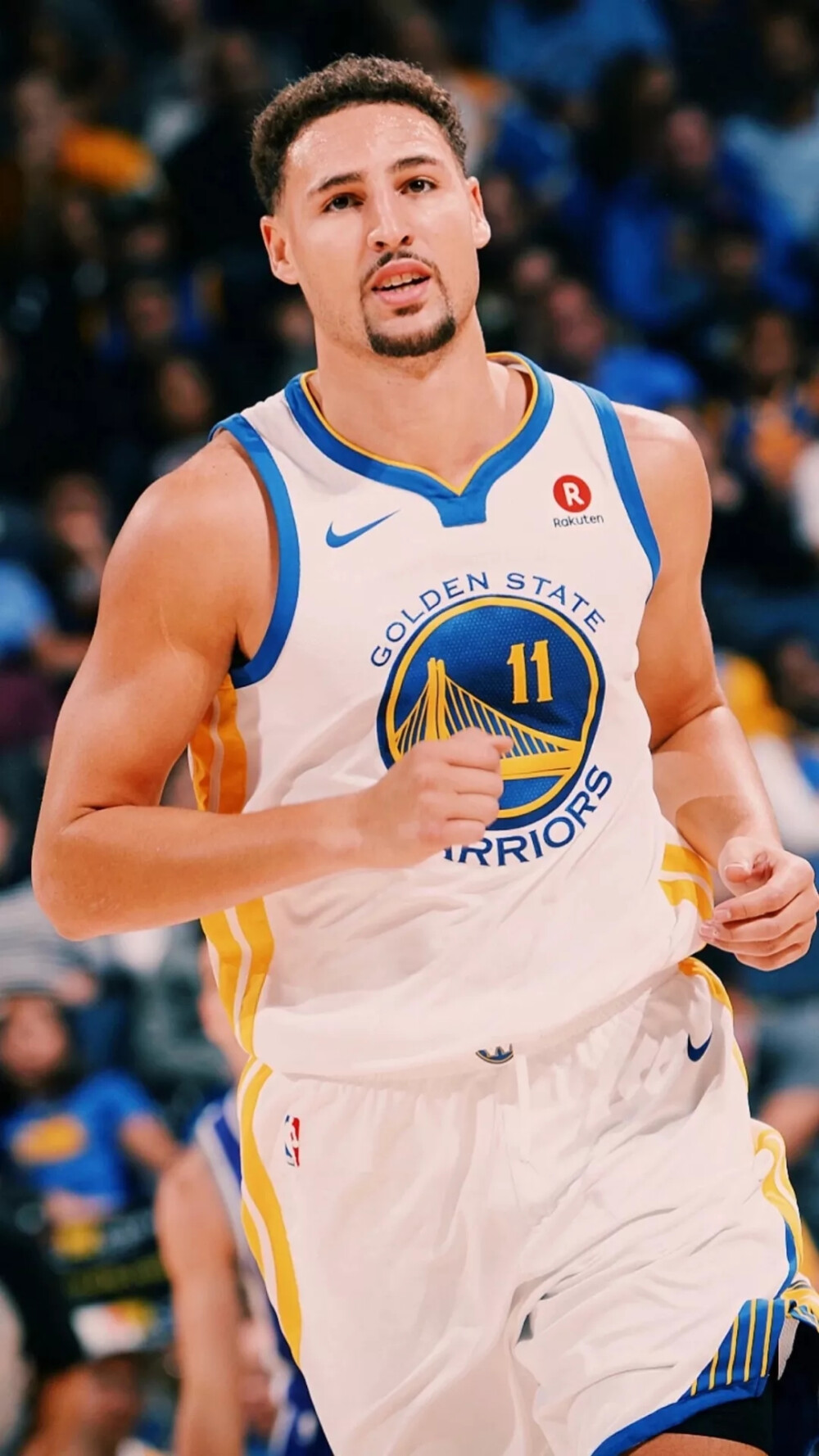 谁就更接近 谁就更接近